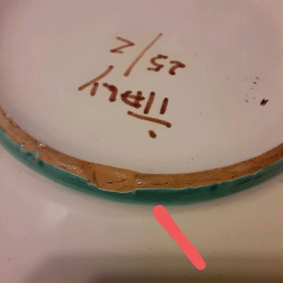 Vintage Italian Handmade & Painted Vegetable Graphic Serving Bowl Flaw - Picture 6 of 7